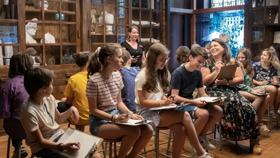 Dnv Paleis Hey 0682 Lr