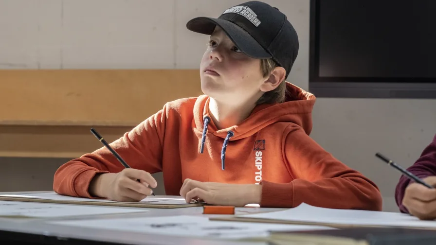 Vtl Academie Hey 8447